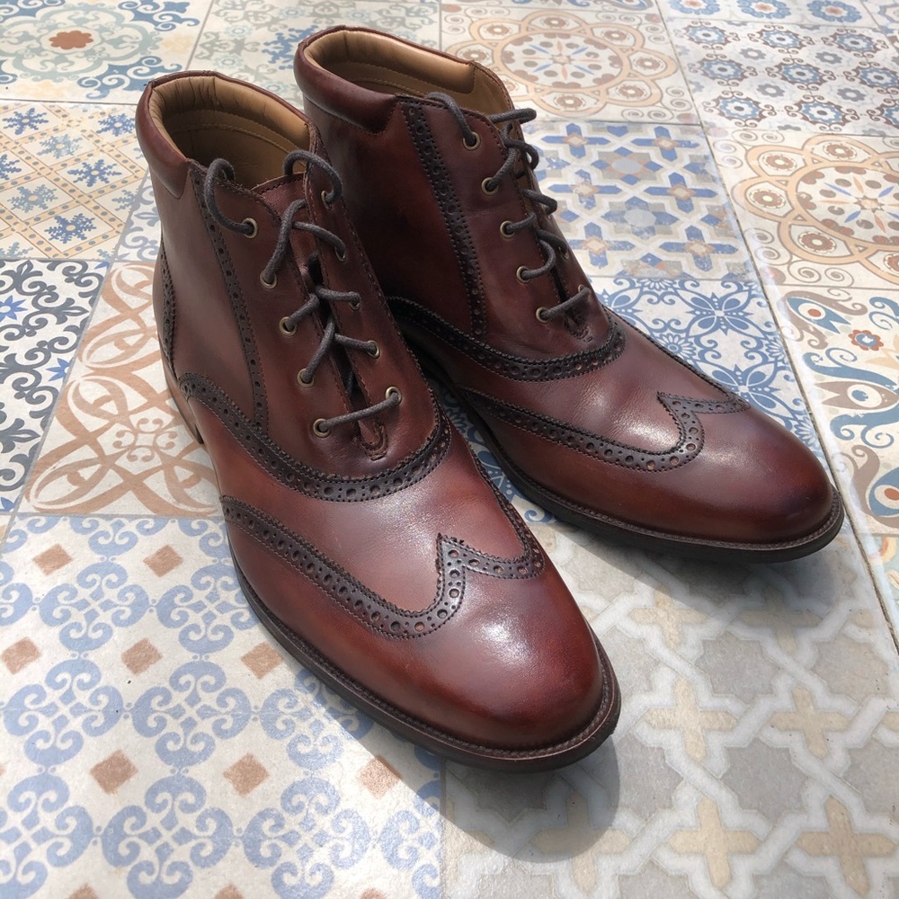 Brand new Men’s Cole Haan Winged Tip Boots